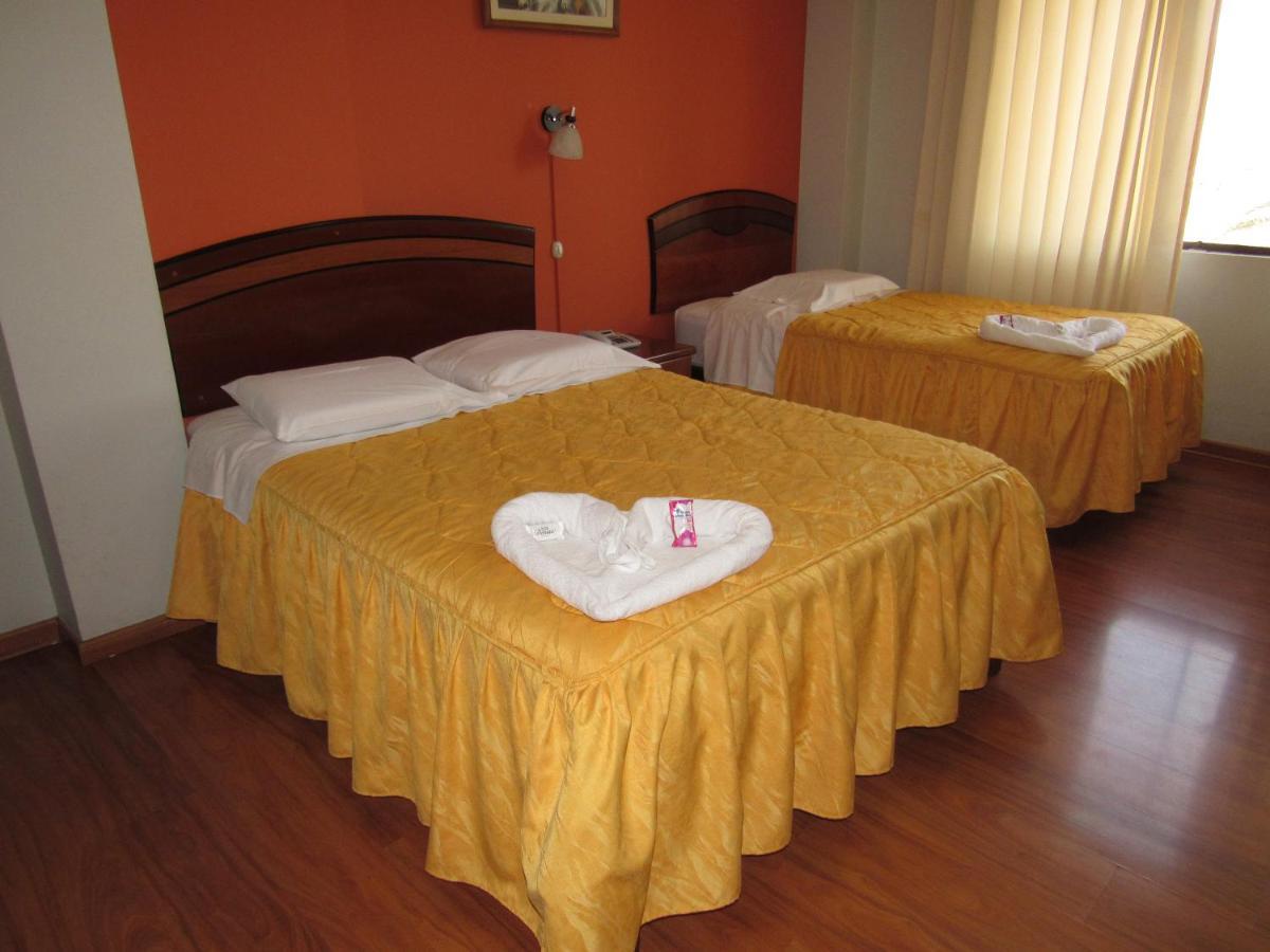 Hotel Bolivar 塔克纳 外观 照片